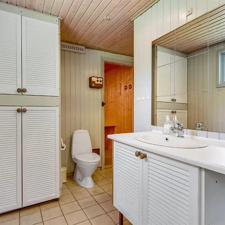 Gabriela - 1km From The Sea By Interhome Vakantiehuis Molby