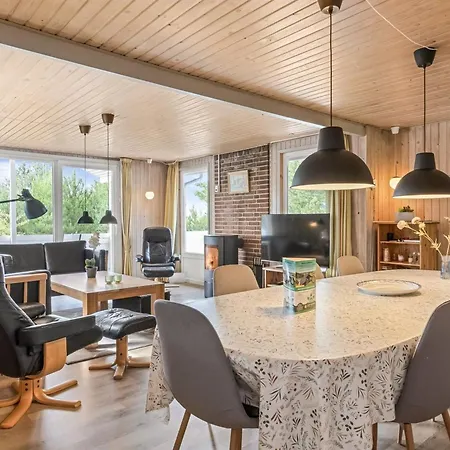Vakantiehuis Gabriela - 1km From The Sea By Interhome