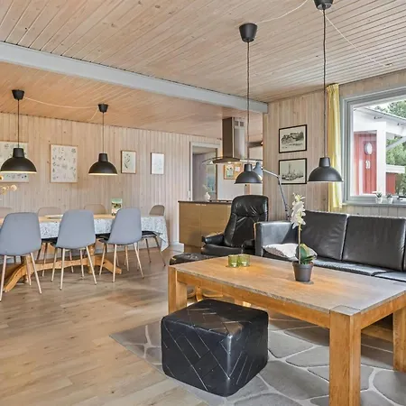 Vakantiehuis Gabriela - 1km From The Sea By Interhome