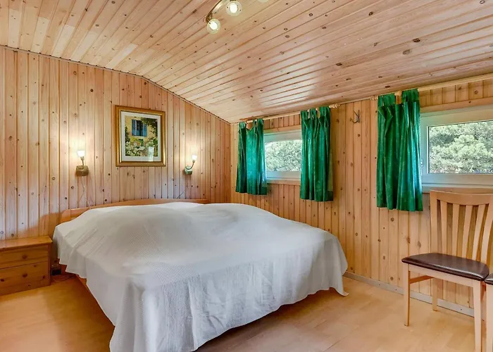 Gabriela - 1km From The Sea By Interhome