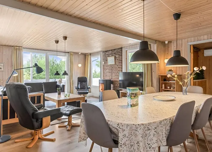 Holiday home Gabriela - 1km From The Sea By Interhome